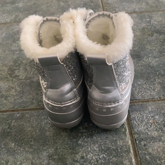 Justice fluffy rain boot - Picture 3 of 8